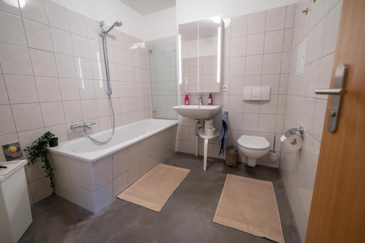 Fullhouse - Zwickau - L12 - 2 Single Beds - Nespresso - Smarttv Lägenhet Exteriör bild